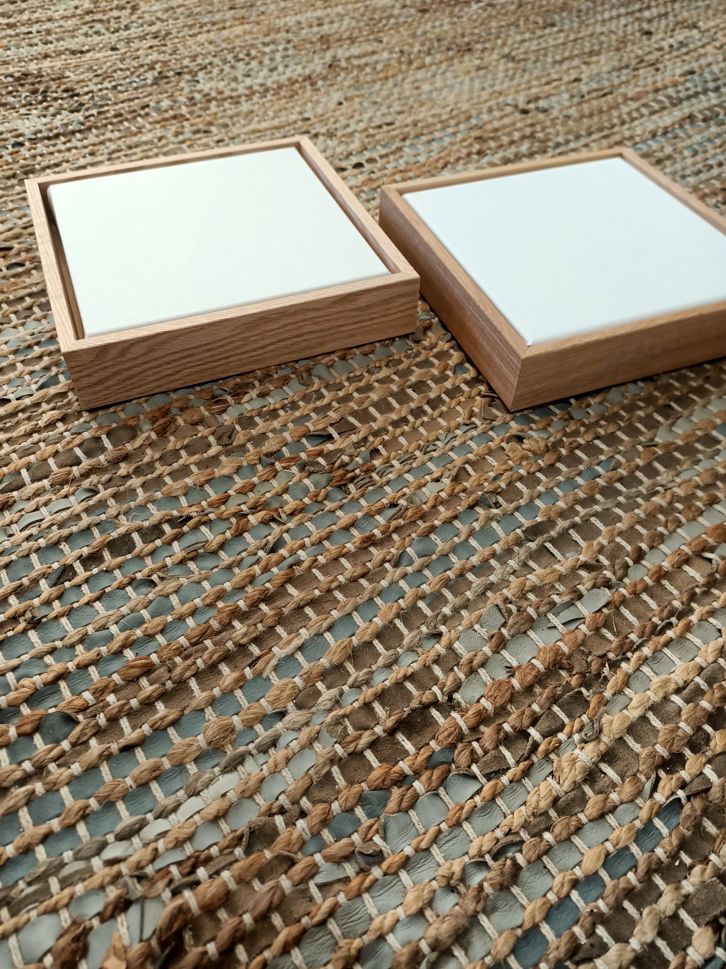 2 Pack Stretch Canvas with Raw Natural Oak Float Frame Set 30 x 30cm |