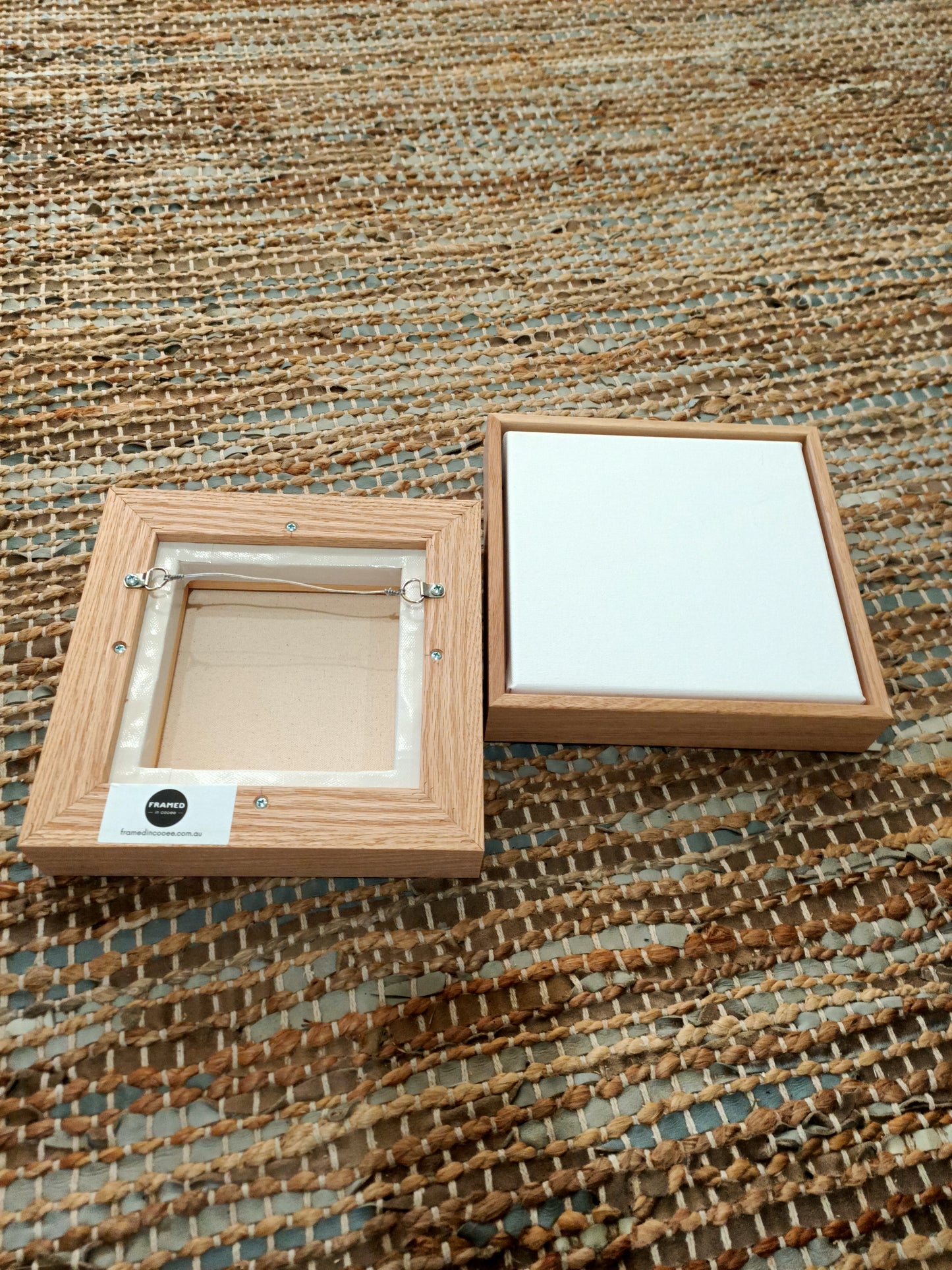 2 Pack Stretch Canvas with Raw Natural Oak Float Frame Set 30 x 30cm |